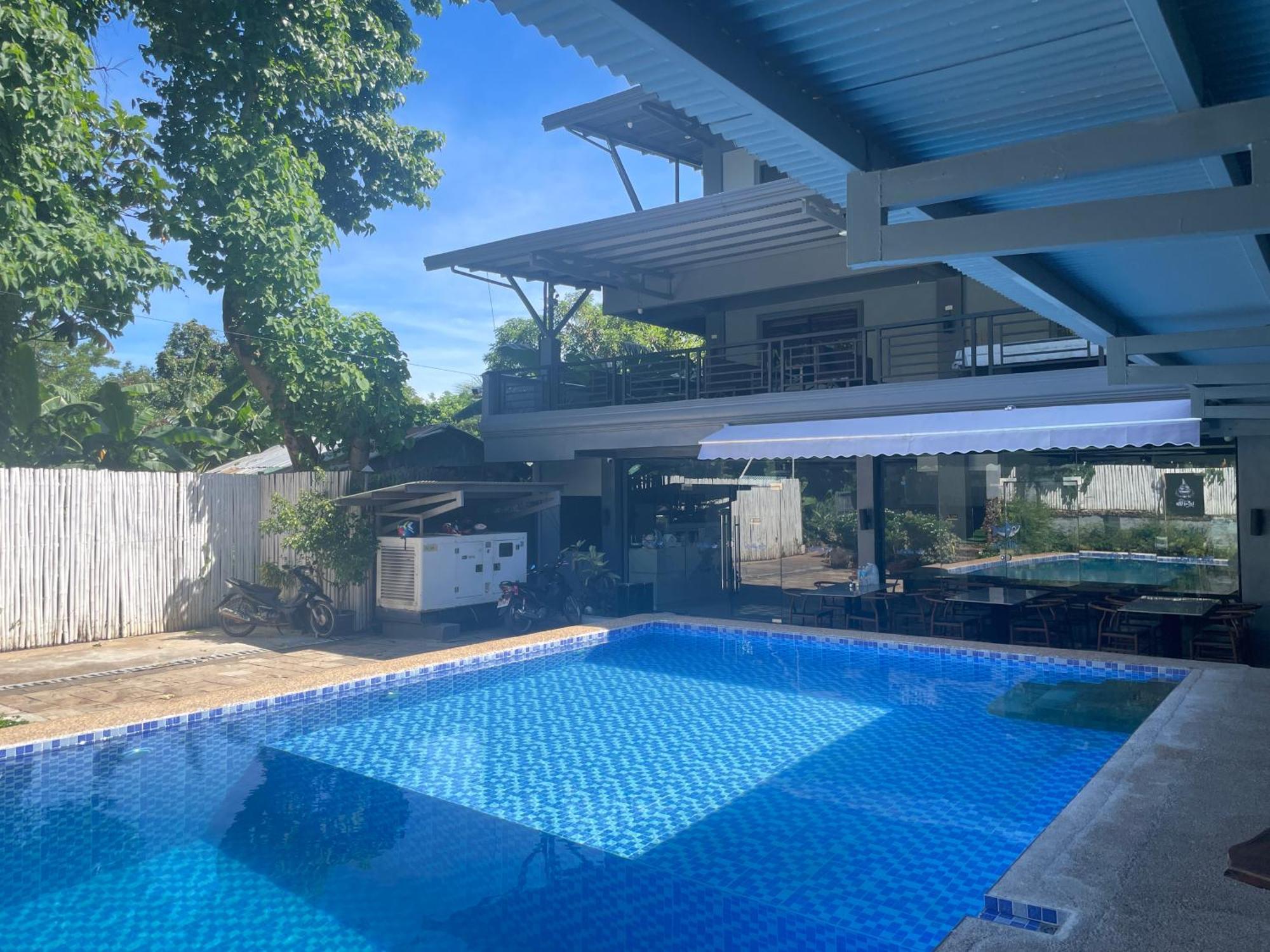 Lucky Tito Coron Dive Resort Exterior photo