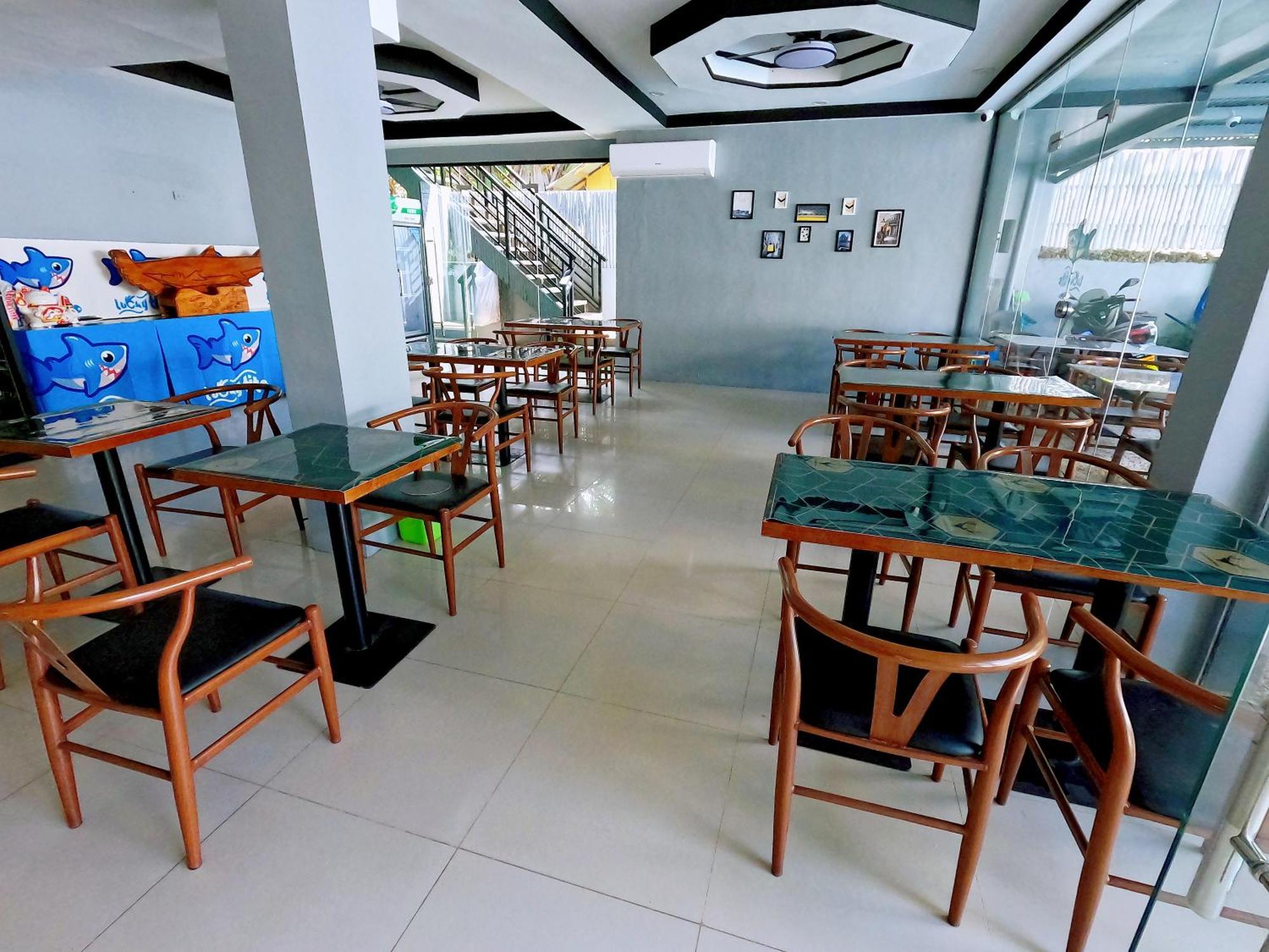 Lucky Tito Coron Dive Resort Exterior photo